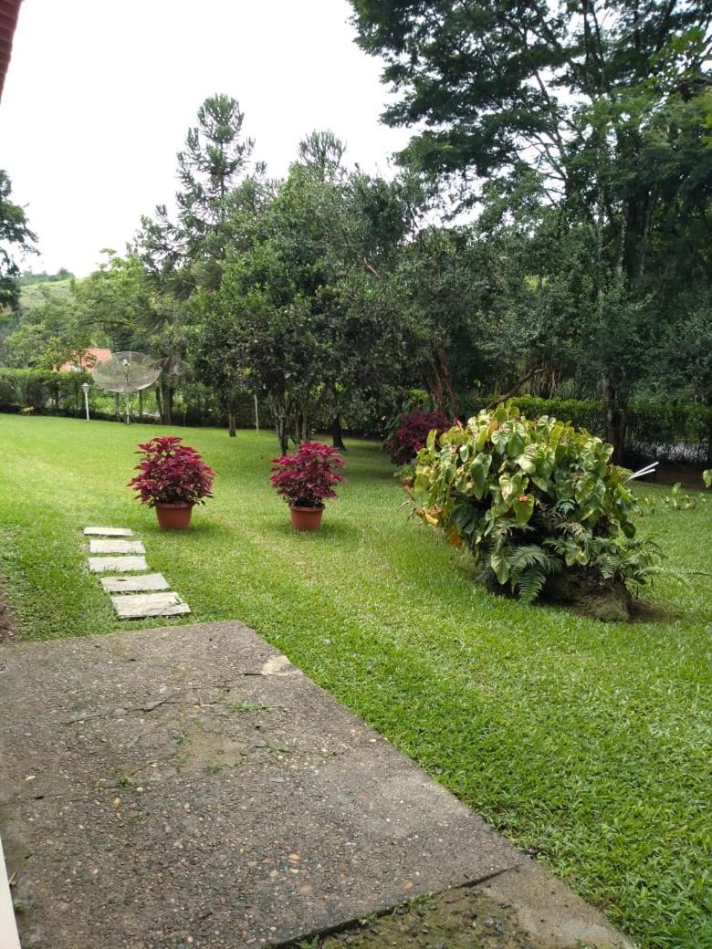 Chale Da Paz Vila Penedo  Exterior foto